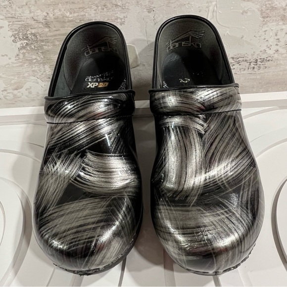 DANSKO Pro XP 2.0‎ Womens Pewter Brush Clogs EU 38 Black Silver US 7.5-8 Comfort - Picture 1 of 13